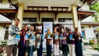 Tim Riset DRTPM Kolaborasi UMY-UNISA Sampaikan Hasil Riset & Serahkan Buku Luaran Penelitian ke Bupati Sleman