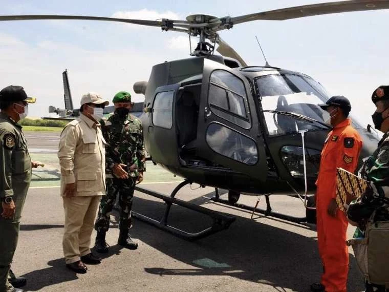 Serahkan 8 Helikopter ke TNI AU, Prabowo: Kita Ingin Punya Angkatan Udara yang Lebih Tangguh Lagi