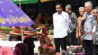 Ketika Jelajahi Pasar Induk Cipinang, Jokowi Nyatakan Bahwa Harga Beras Alami Penurunan, Namun Konsumen Suarakan Protes Dengan Sebut "Masih Mahal"
